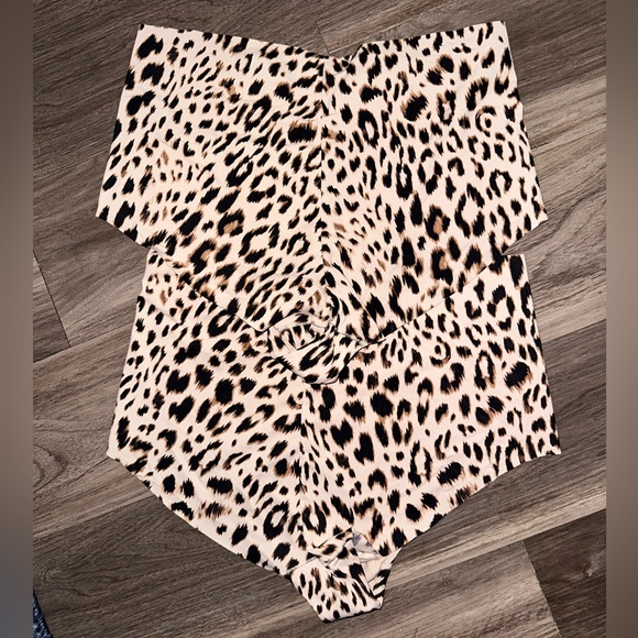 Victoria’s Secret High Waisted Leopard Briefs Size XL - Picture 2 of 3